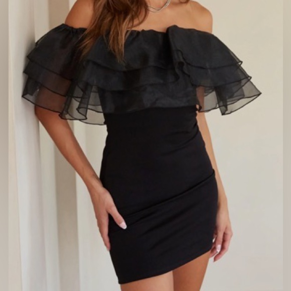 Black Emily Off the Shoulder Organza Mini Dress from American Threads Size Small